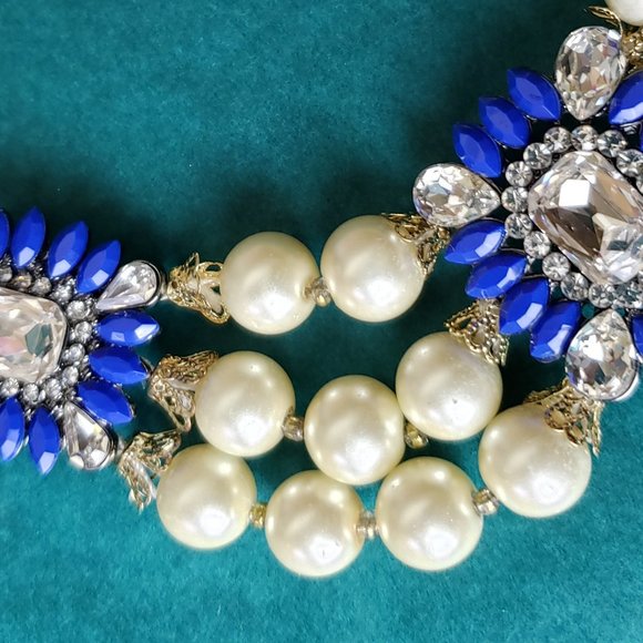 2/15$ Amrita Singh faux pearls necklace - Picture 3 of 3